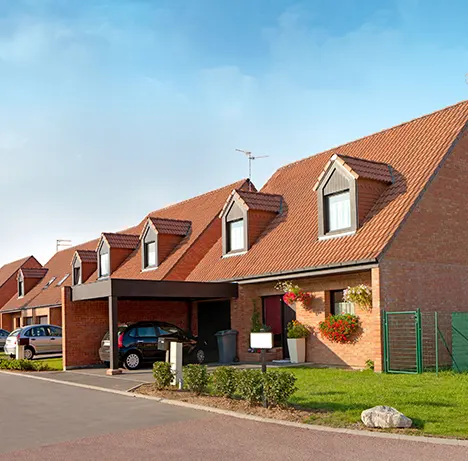 CASAS EN UNA URBANIZACION